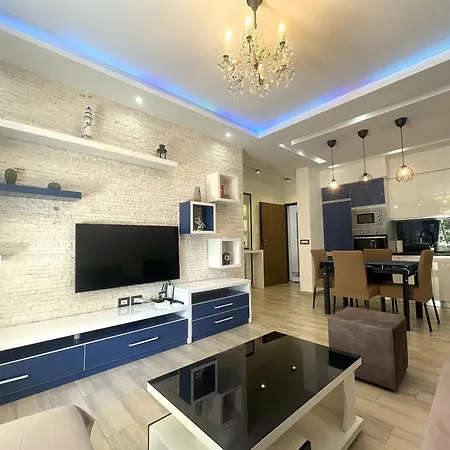 8 Sea & Vibes Apartment Vlore
